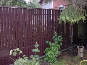 Забор из евроштакетника с бетонированием столбов 28 метров фото в Озёрах