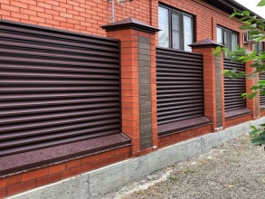Забор жалюзи 52 метров фото цена под ключ