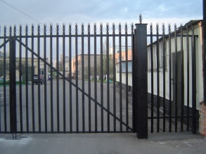 Сварные заборы с бетонированием столбов 12 метров фото в Озёрах