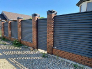 Забор жалюзи 62 метров фото недорого