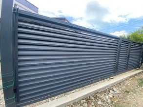 Забор жалюзи 90 метров фото стоимость под ключ